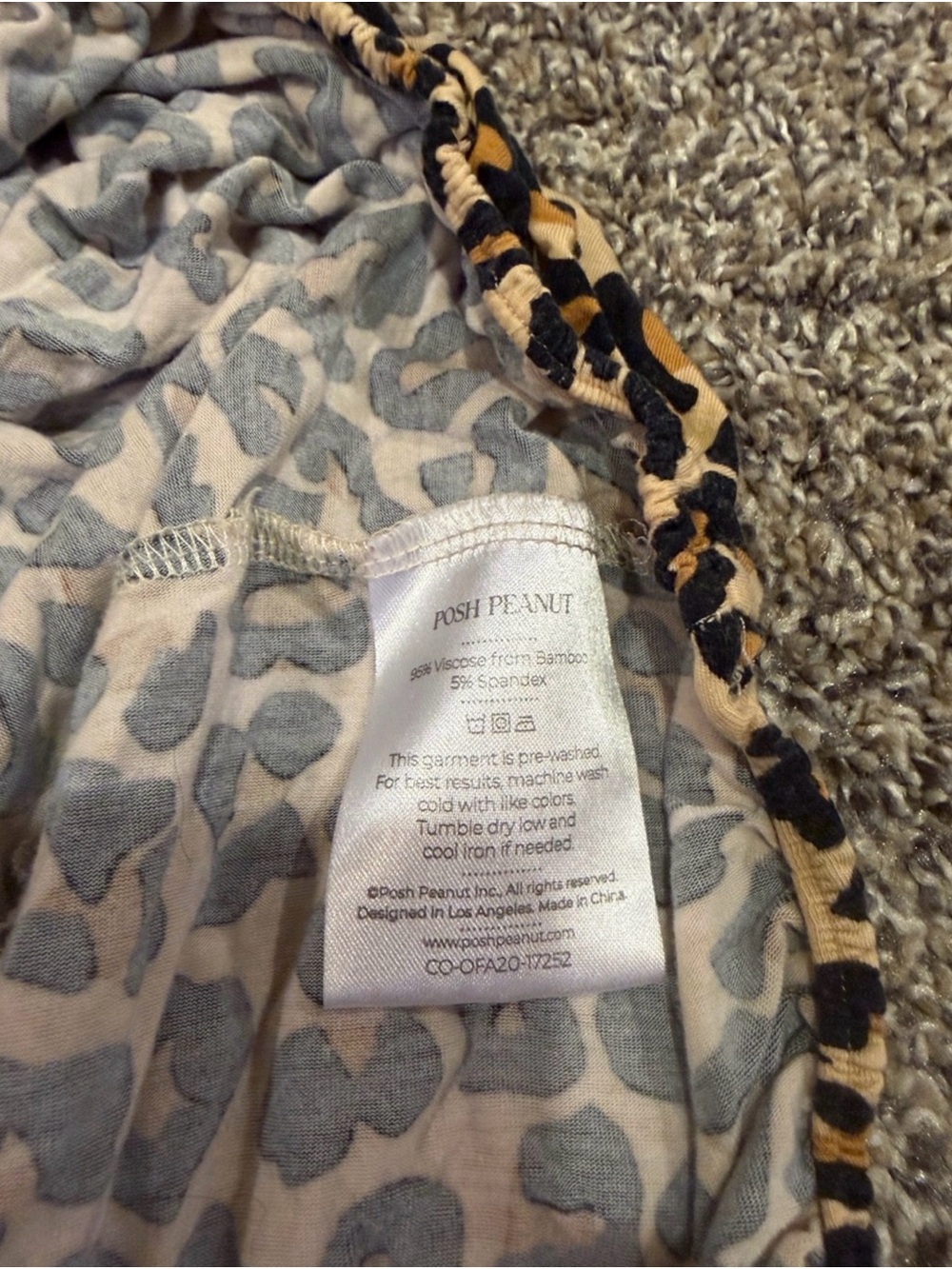 Posh Peanut Leopard Print crib sheet in Tan, Black & Gray - Picture 2 of 2